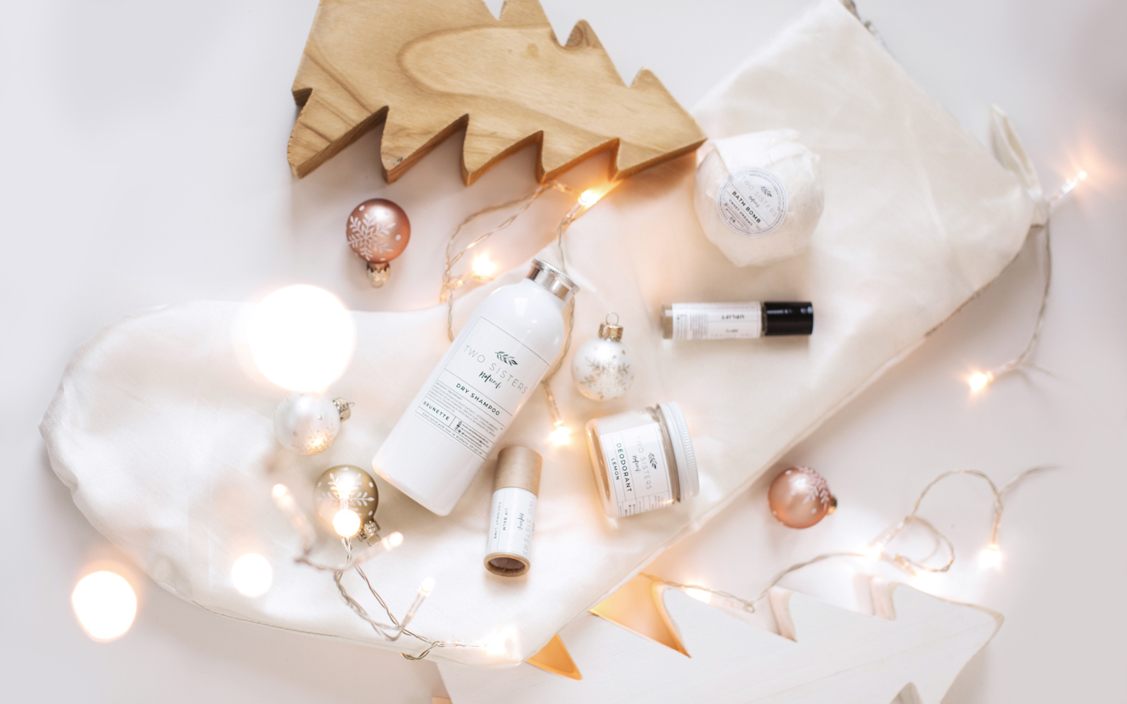 Discover the Perfect Holiday Gift: Two Sisters Naturals Holiday Gift Guide 🎁